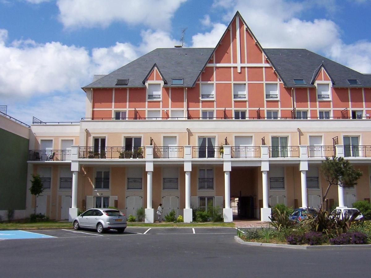 Apartment Les Marines 1 Et 2-7 By Interhome Cabourg Esterno foto