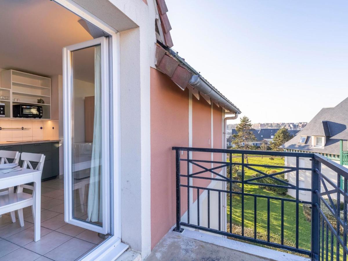 Apartment Les Marines 1 Et 2-7 By Interhome Cabourg Esterno foto