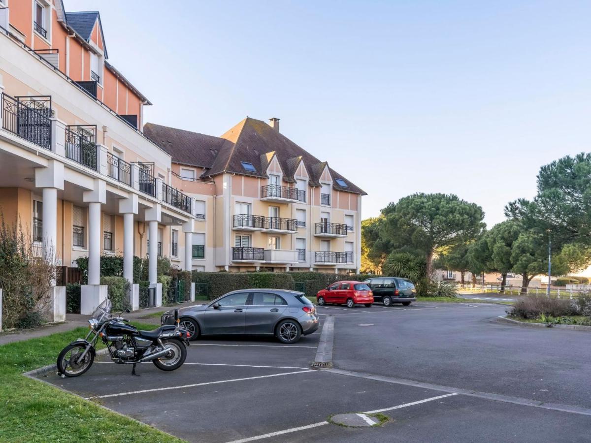Apartment Les Marines 1 Et 2-7 By Interhome Cabourg Esterno foto